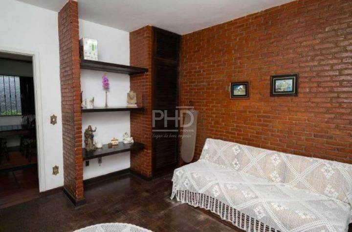 Casa à venda com 3 quartos, 197m² - Foto 5