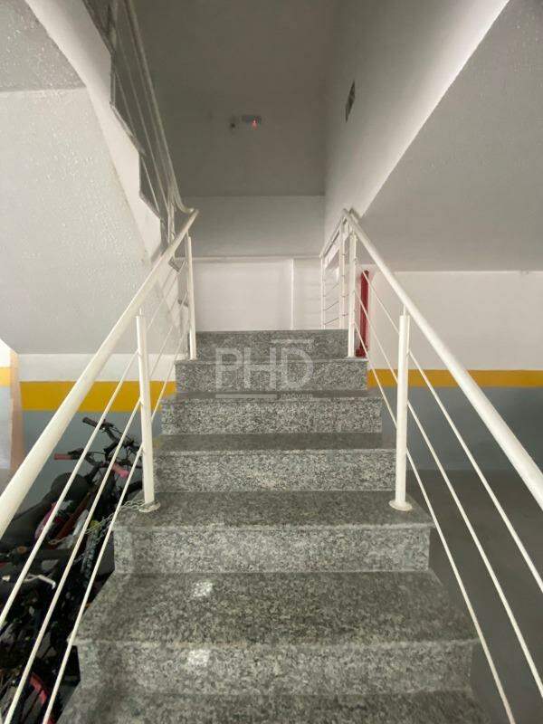 Apartamento à venda com 2 quartos, 44m² - Foto 14