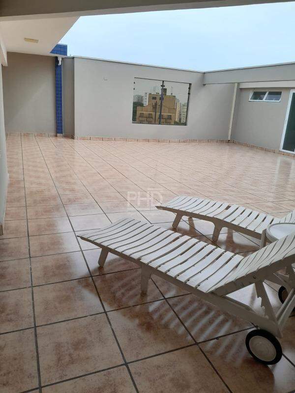 Apartamento à venda com 3 quartos, 200m² - Foto 31