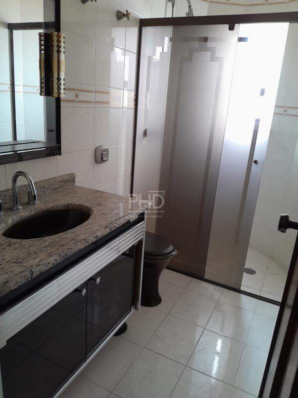 Apartamento à venda com 3 quartos, 200m² - Foto 26