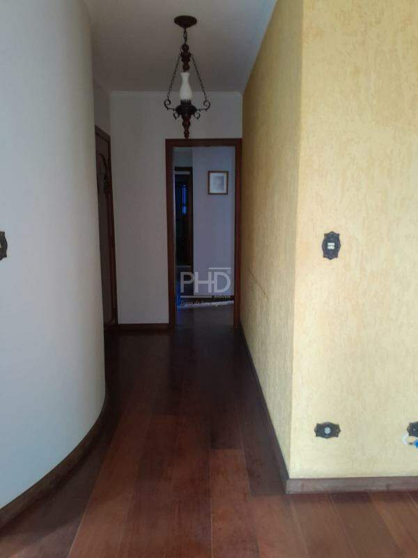 Apartamento à venda com 3 quartos, 200m² - Foto 5