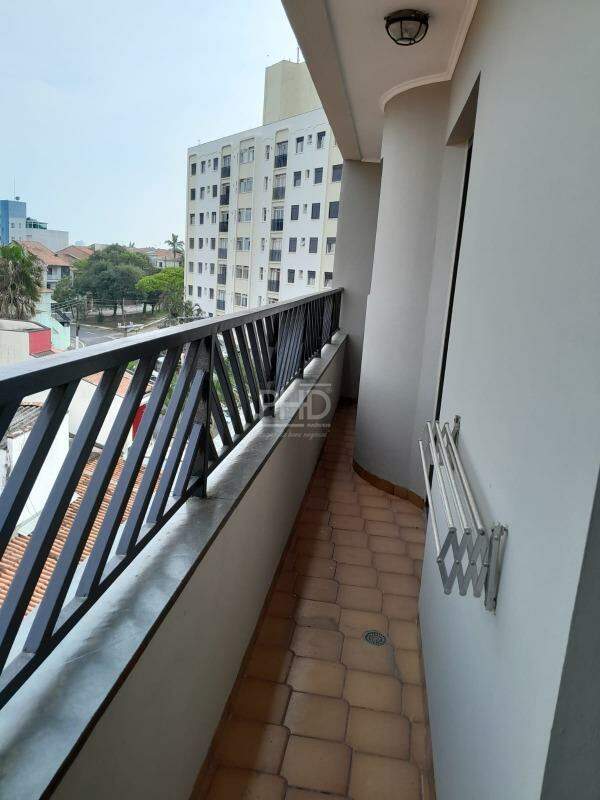 Apartamento à venda com 3 quartos, 200m² - Foto 21