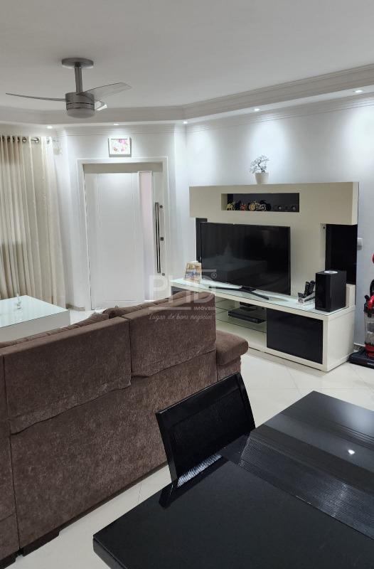 Sobrado, 3 quartos, 248 m² - Foto 4