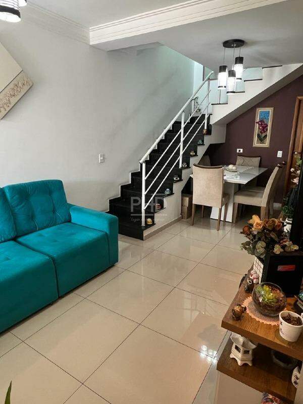 Sobrado à venda com 3 quartos, 94m² - Foto 2