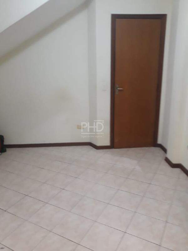 Sobrado à venda com 3 quartos, 200m² - Foto 24