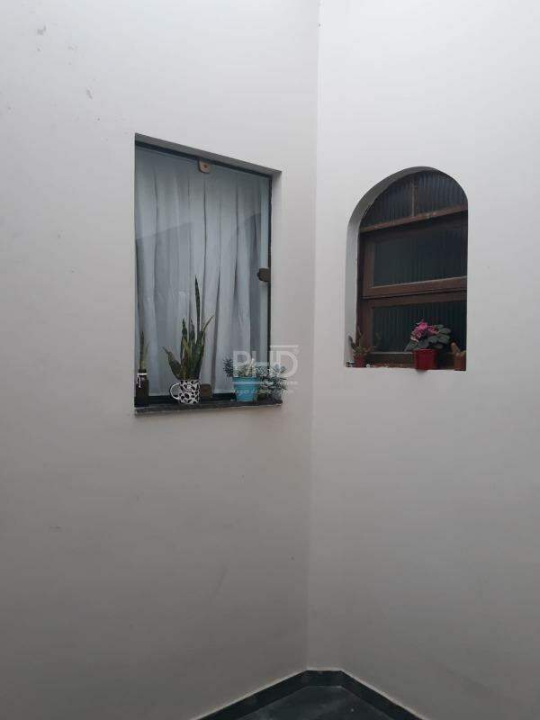 Sobrado à venda com 3 quartos, 200m² - Foto 20