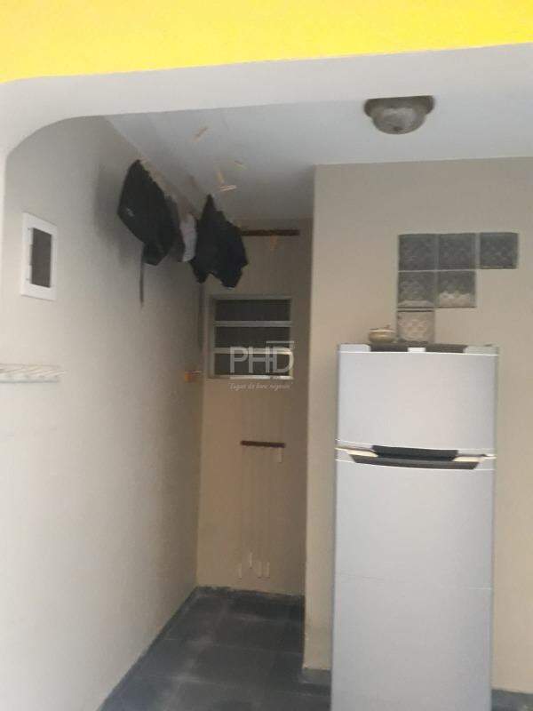 Sobrado à venda com 3 quartos, 200m² - Foto 17