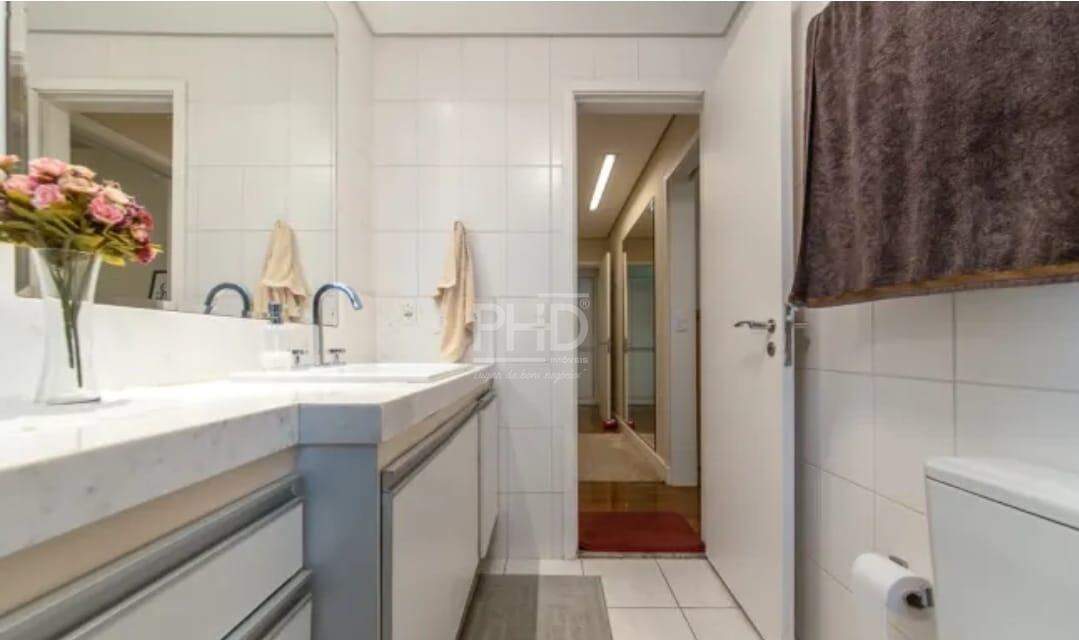 Apartamento à venda com 3 quartos, 145m² - Foto 29