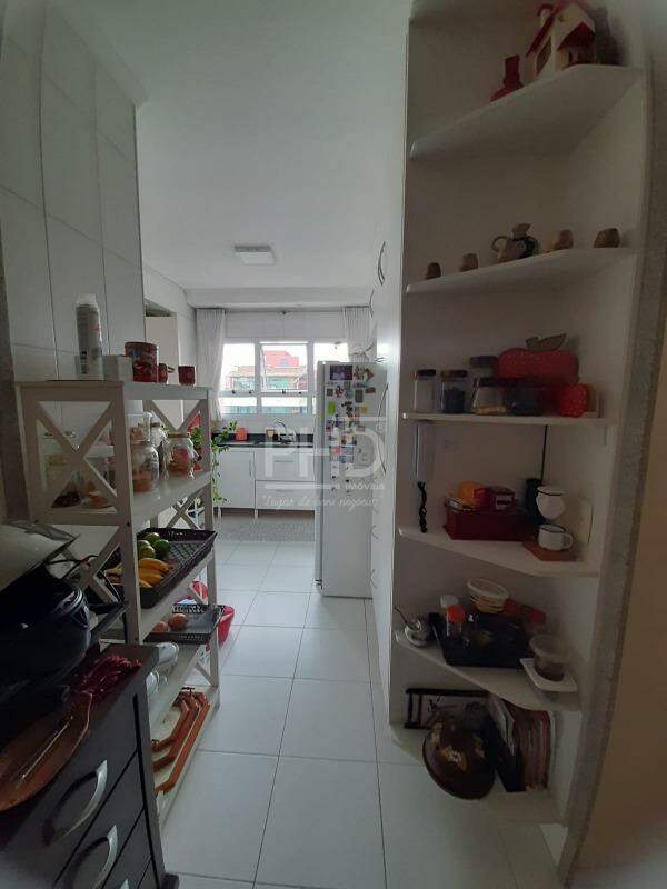 Sobrado à venda com 3 quartos, 160m² - Foto 6