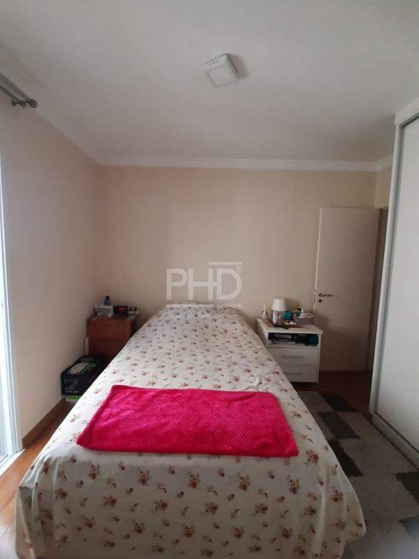 Apartamento à venda com 3 quartos, 145m² - Foto 24