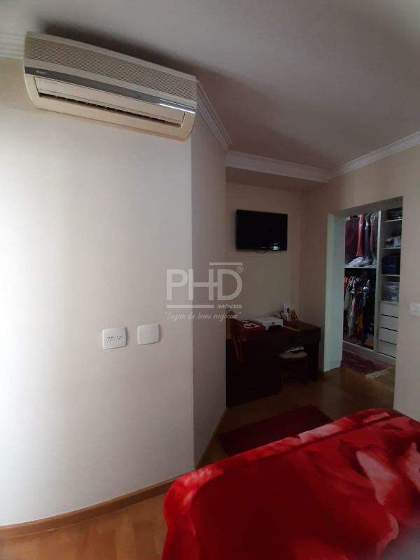 Apartamento à venda com 3 quartos, 145m² - Foto 19