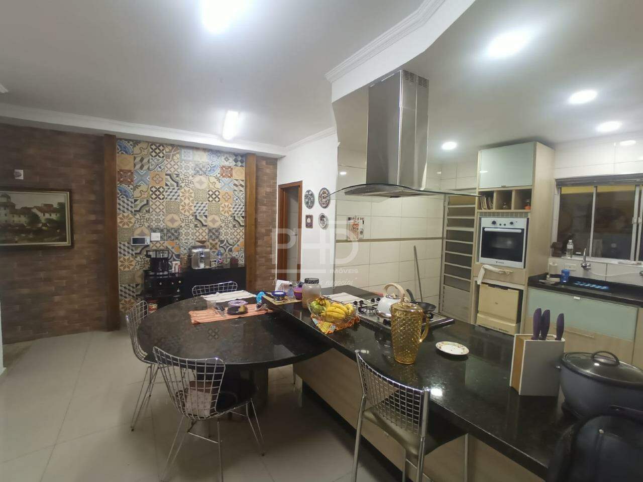 Sobrado à venda com 3 quartos, 221m² - Foto 3