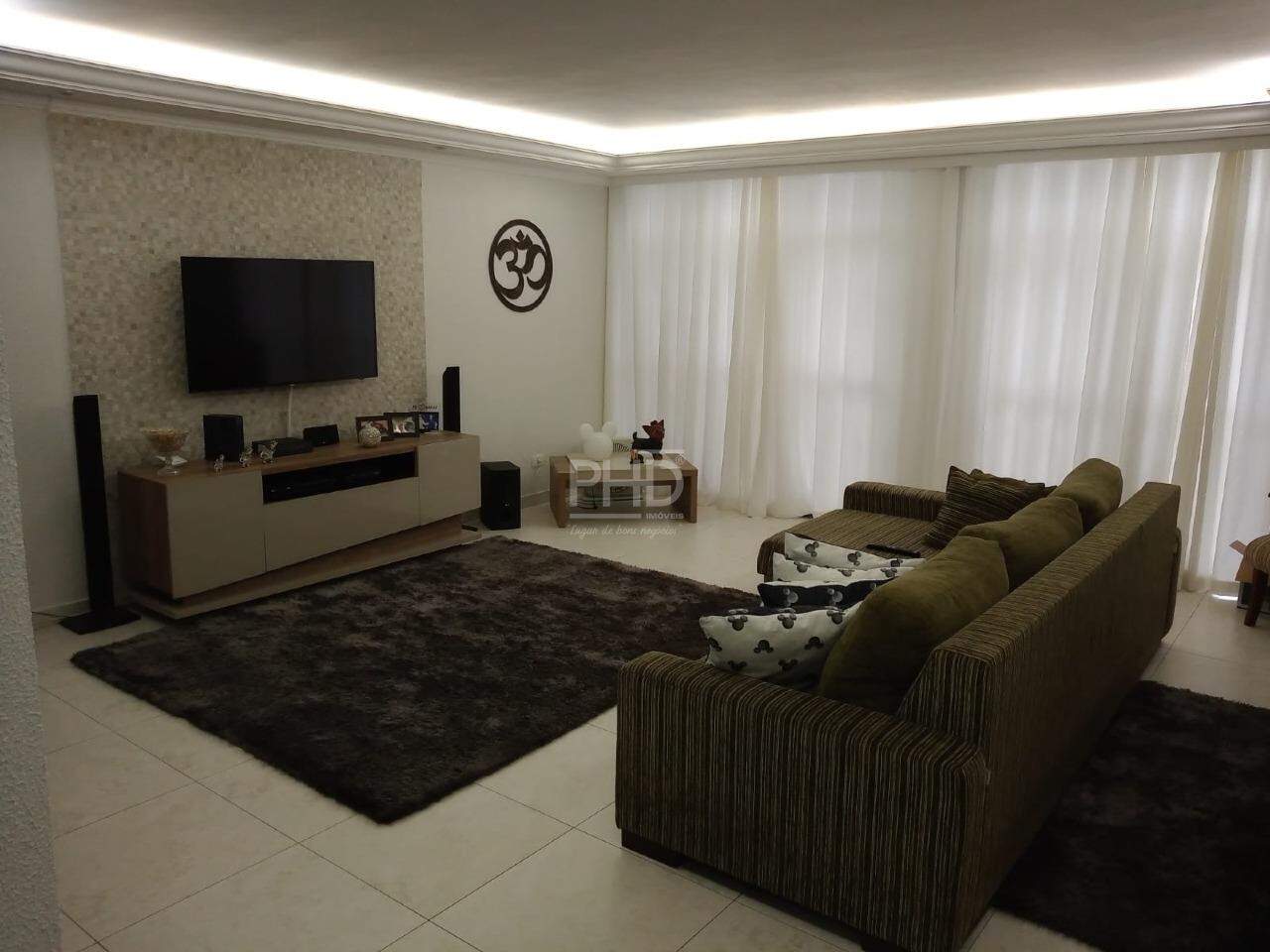 Sobrado à venda com 3 quartos, 193m² - Foto 1