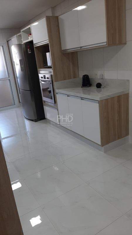 Apartamento à venda com 3 quartos, 158m² - Foto 5