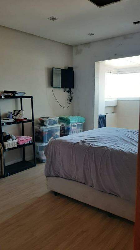 Apartamento à venda com 3 quartos, 158m² - Foto 10