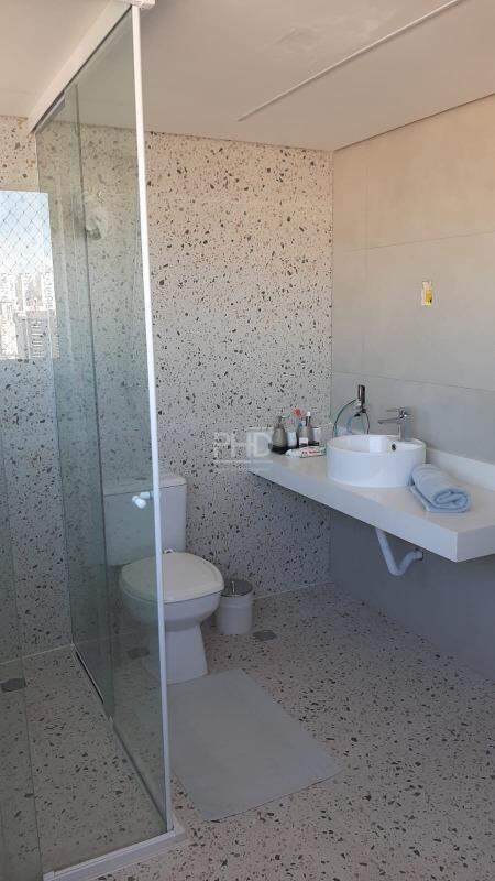 Apartamento à venda com 3 quartos, 158m² - Foto 15