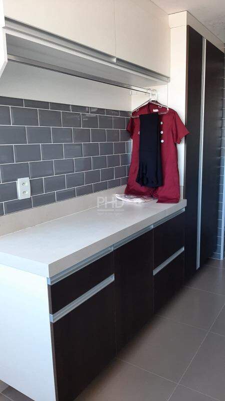 Apartamento à venda com 3 quartos, 158m² - Foto 17