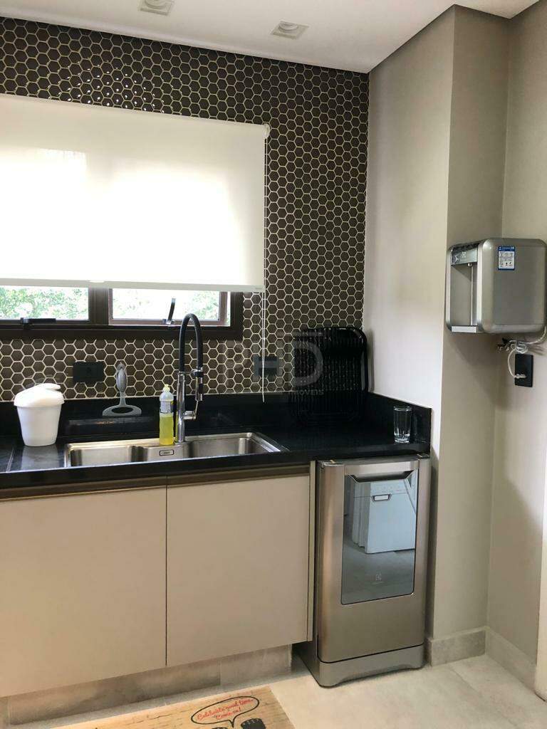 Apartamento à venda com 4 quartos, 180m² - Foto 11