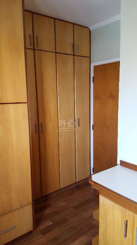 Apartamento para alugar com 3 quartos, 100m² - Foto 17