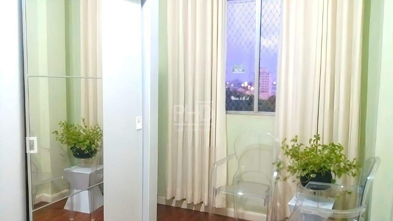 Apartamento à venda com 2 quartos, 90m² - Foto 25