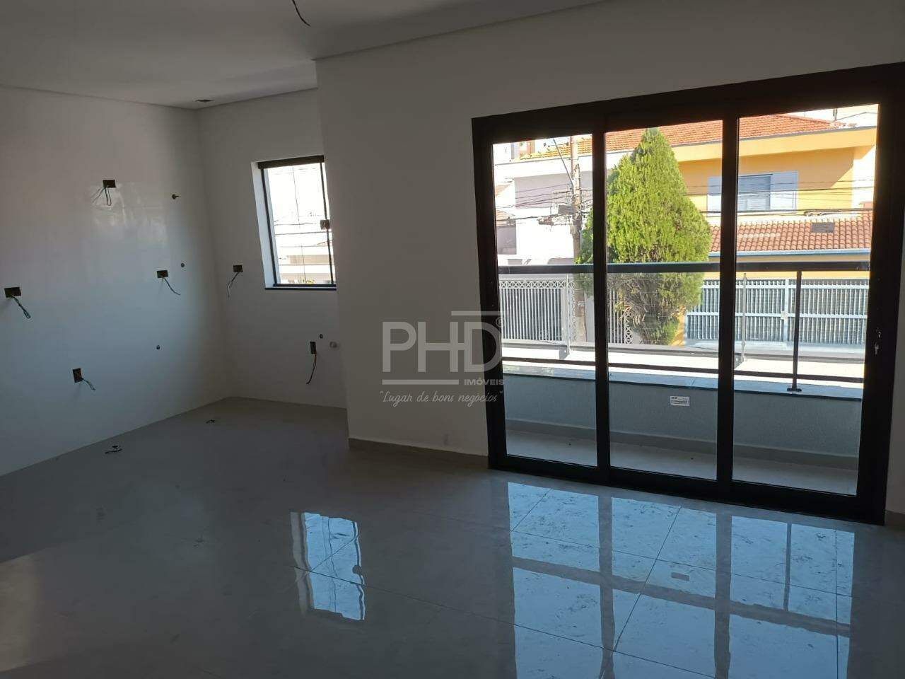 Sobrado à venda com 3 quartos, 105m² - Foto 2