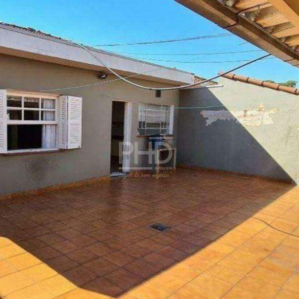 Casa à venda com 3 quartos, 221m² - Foto 20