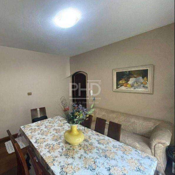 Sobrado à venda com 3 quartos, 254m² - Foto 4