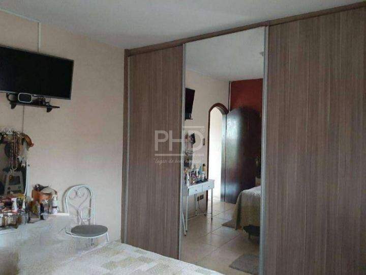 Sobrado à venda com 3 quartos, 254m² - Foto 14