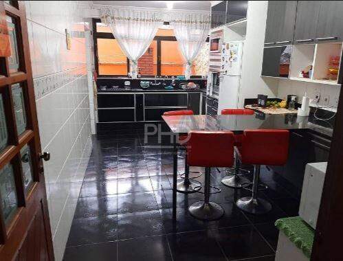 Sobrado à venda com 3 quartos, 320m² - Foto 4