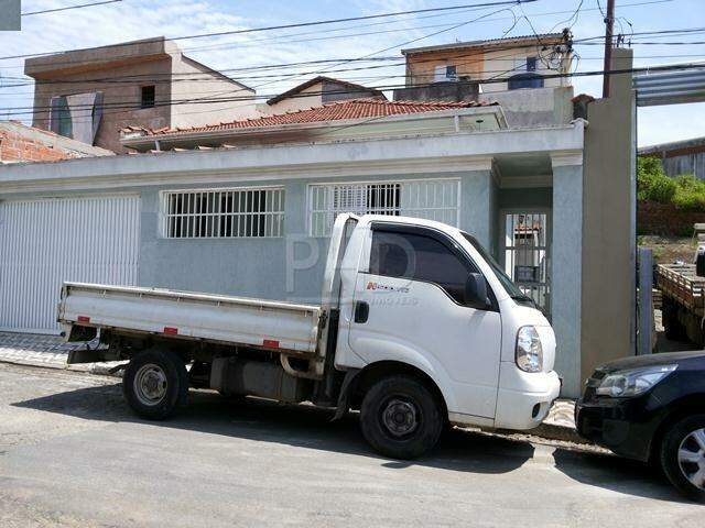 Casa à venda com 2 quartos, 150m² - Foto 2