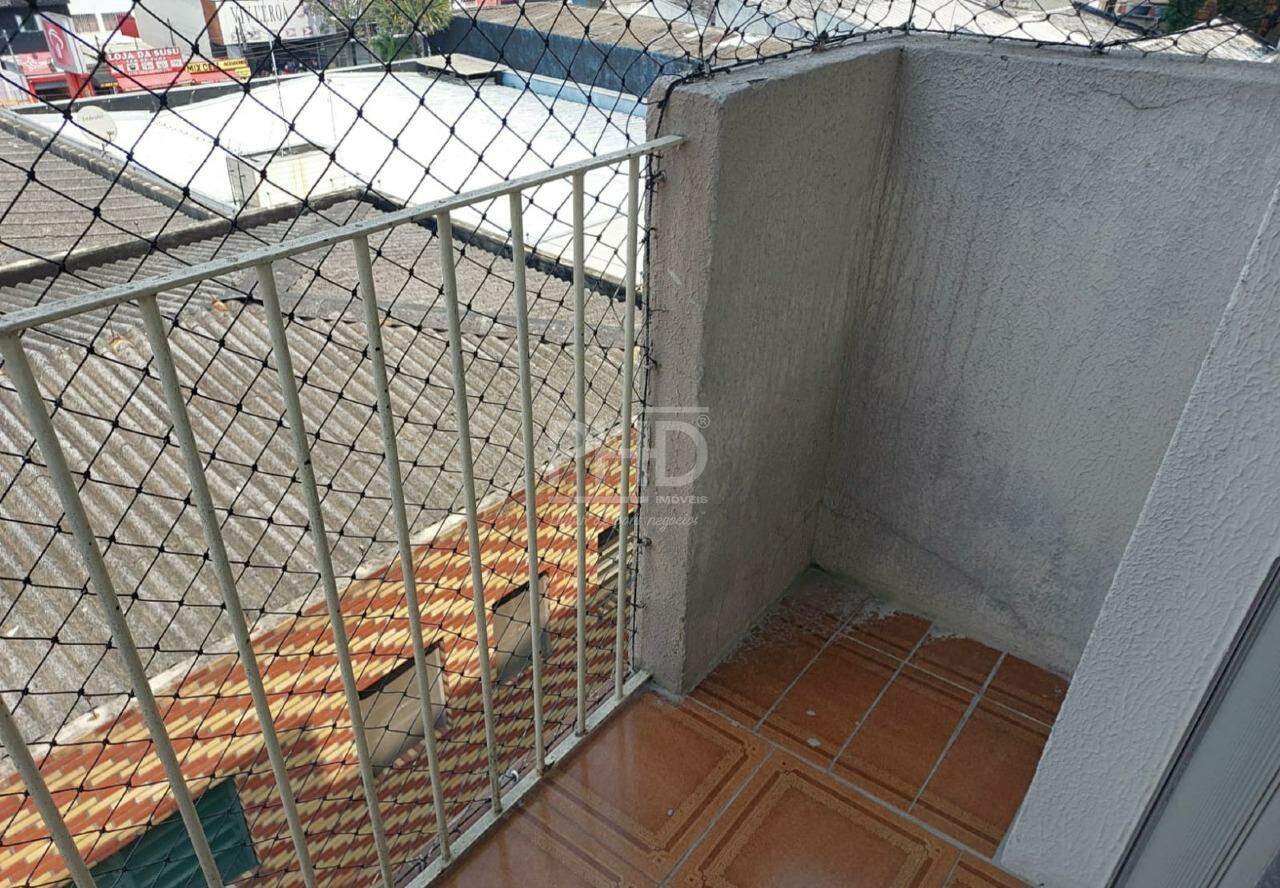 Apartamento à venda com 2 quartos, 70m² - Foto 4