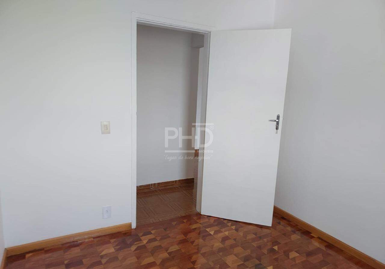 Apartamento à venda com 2 quartos, 70m² - Foto 14