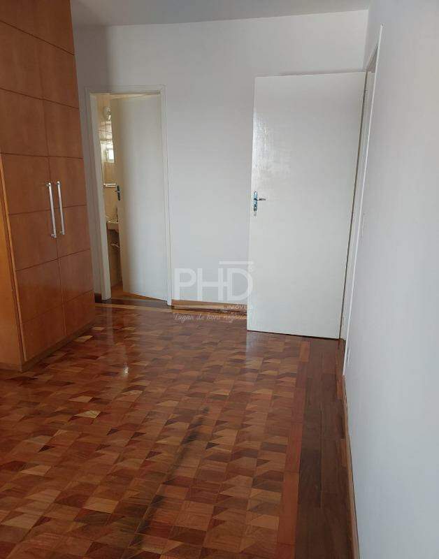 Apartamento à venda com 2 quartos, 70m² - Foto 13