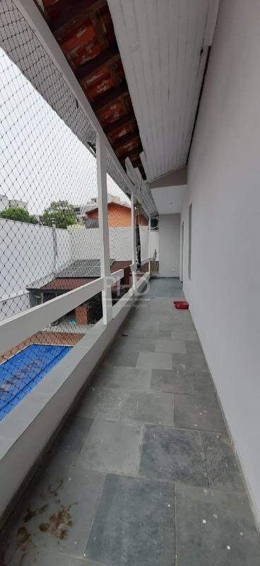 Sobrado à venda com 4 quartos, 300m² - Foto 17