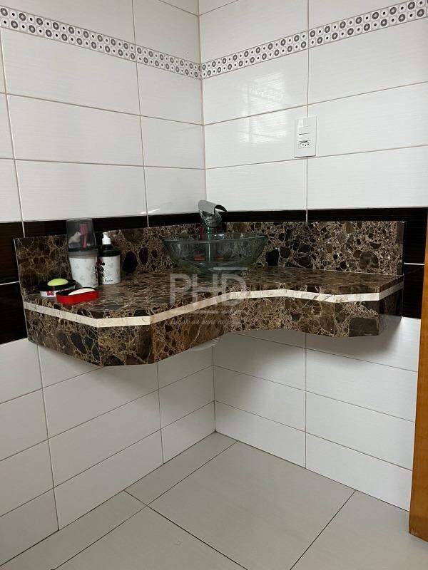 Sobrado à venda com 4 quartos, 230m² - Foto 12