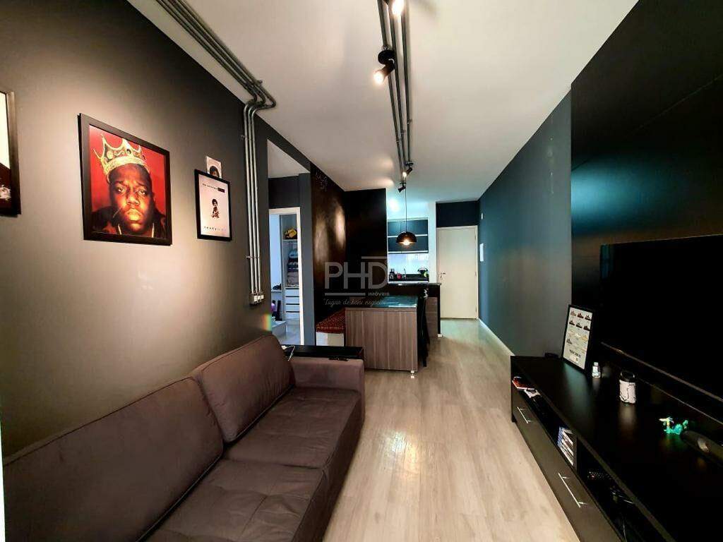 Apartamento à venda com 2 quartos, 64m² - Foto 3