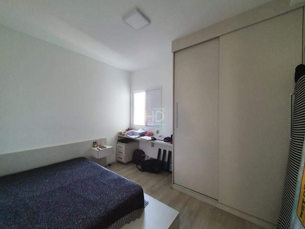 Apartamento à venda com 2 quartos, 64m² - Foto 11