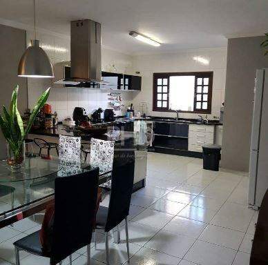 Sobrado à venda com 3 quartos, 350m² - Foto 8