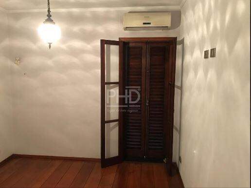 Casa à venda com 3 quartos, 270m² - Foto 24