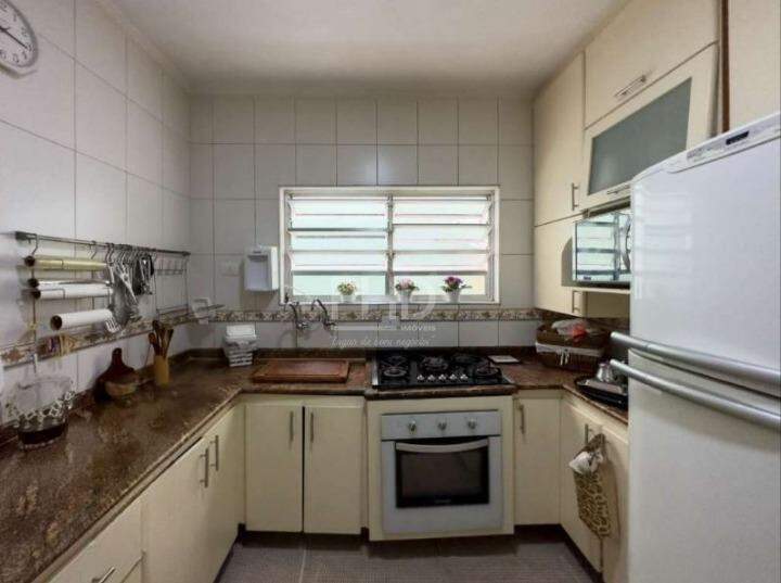 Sobrado à venda com 4 quartos, 269m² - Foto 11