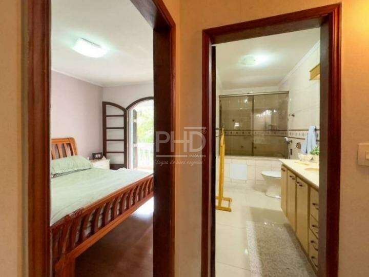 Sobrado à venda com 4 quartos, 269m² - Foto 16