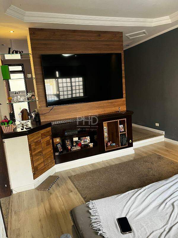 Sobrado à venda com 3 quartos, 220m² - Foto 2