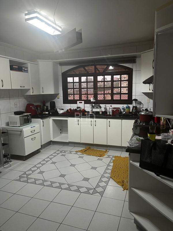 Sobrado à venda com 3 quartos, 220m² - Foto 5