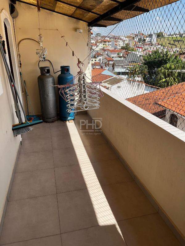 Sobrado à venda com 3 quartos, 220m² - Foto 24