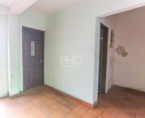 Casa à venda com 6 quartos, 220m² - Foto 46