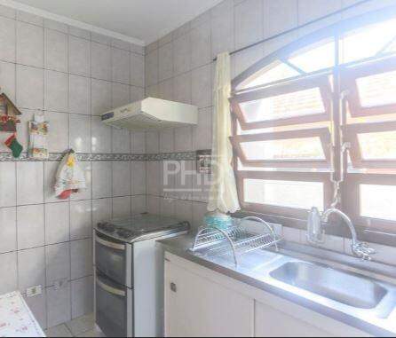 Casa à venda com 6 quartos, 220m² - Foto 10