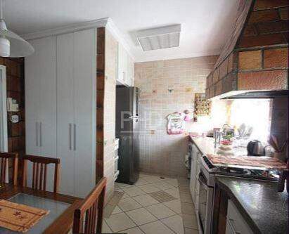 Sobrado à venda com 3 quartos, 350m² - Foto 9