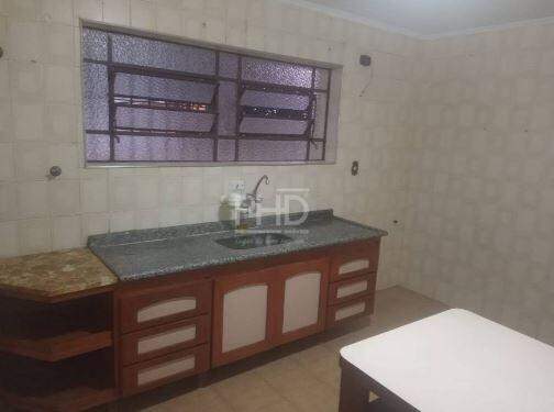 Sobrado à venda com 3 quartos, 241m² - Foto 4