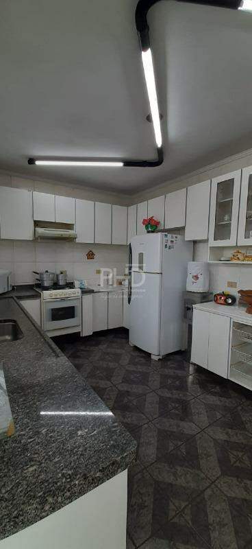 Sobrado, 3 quartos, 217 m² - Foto 6