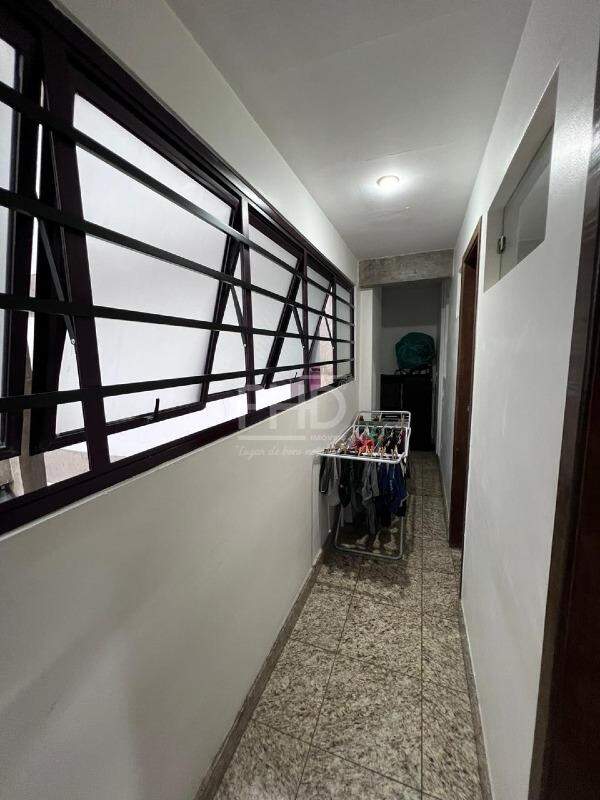 Cobertura à venda com 3 quartos, 250m² - Foto 35